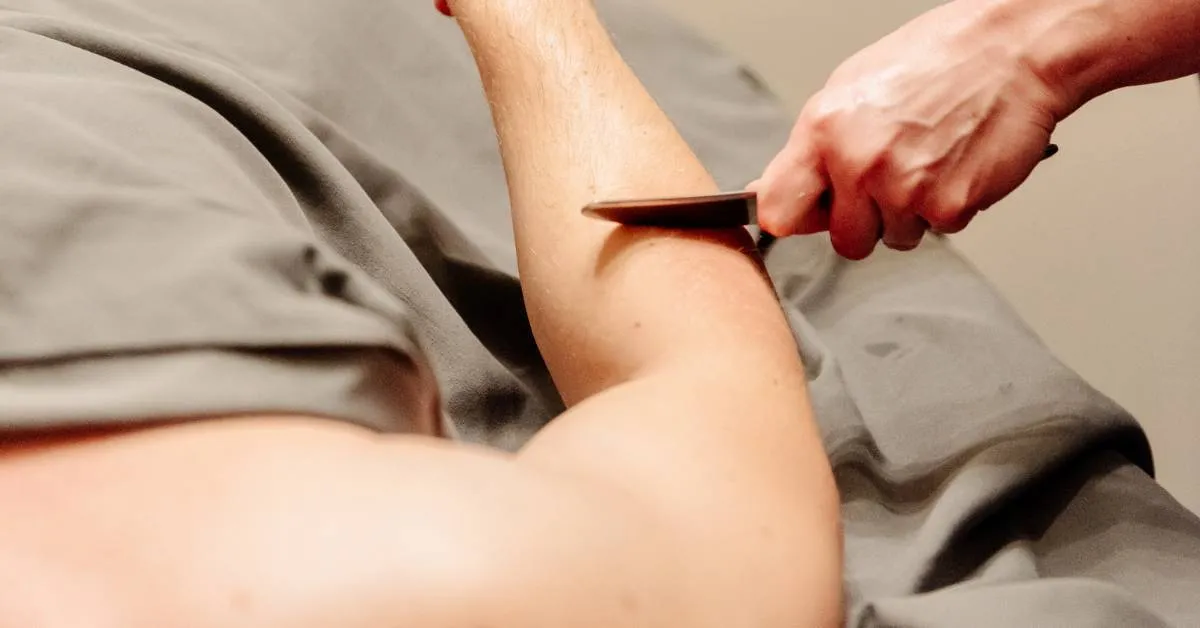 Elbow pain and tennis elbow treatment in Plymouth, MI